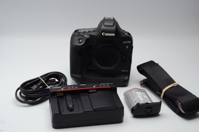 Pre-Owned - Canon EOS-1DX Mark II DSLR Camera (Body Only)