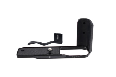 Pre-Owned SmallRig L-Shape Grip and Thumb Rest For Nikon Z FC physical physical physical