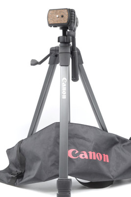 Pre-Owned - Canon Deluxe Tripod