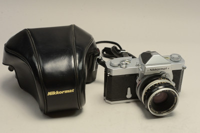 Pre-Owned - Silver Nikkormat FTN w/ 50mm f/2 Lens & Case