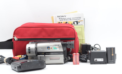 Pre-Owned - Sony CCD-TRV 65 video Hi8