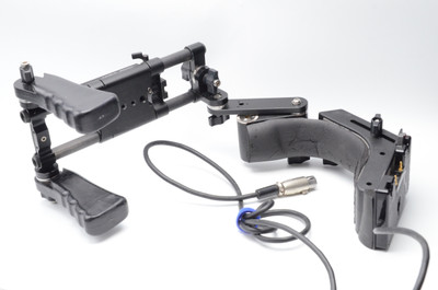 Pre-Owned - Shoulder Cage w/ V Mount Battery