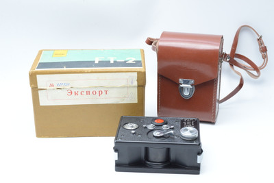 Pre-Owned - FT-2 ФТ-2 Early Edition Soviet Russian 35mm KMZ panoramic camera in case