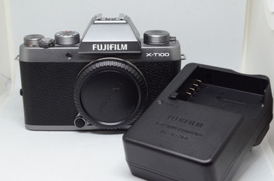 Pre-owned Fujifilm X-T100 Mirrorless Digital Camera (Body Only, charcoal)