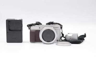 Pre-Owned - Panasonic - Lumix - DMC-LX100 Digital Camera (Silver)
