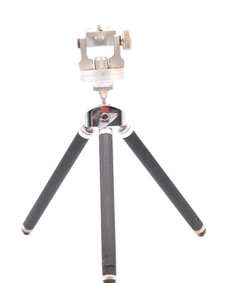 Pre-Owned - Vintage German Bilora Biloret 2017 Telescoping Tripod With Leather Case
