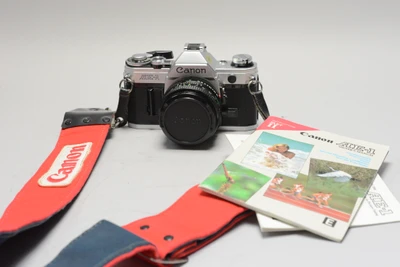 *MINT* Canon AE-1 SILVER W/ 50mm f/1.8 Canon FD Lens