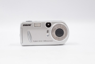 Pre-Owned - Sony Cybershot DSC-HX20V