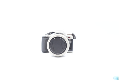 Pre-Owned - Pentax Zx w. 28-80mm