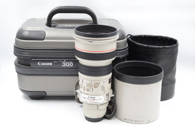 *AS-IS* - Canon EF 300mm F/2.8 L Ultrasonic Lens