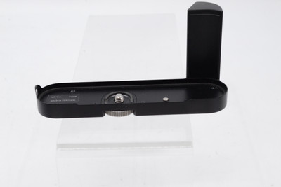 Pre-Owned - Leica M10 Handgrip Hand grip 24018 Black for Leica M10