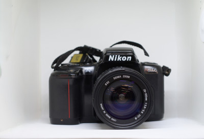 Pre-Owned - Nikon N6006 w/ Sigma 28-105mm f/3.8-5.6