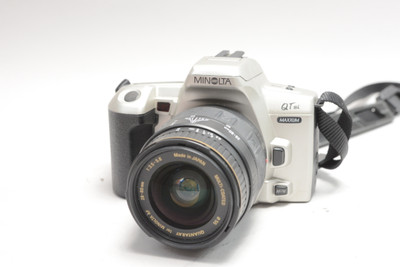 Pre-Owned - Minolta Maxxum QTsi w/ Quantaray 28-80mm F/3.5-5.6