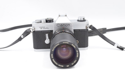 Pre-Owned - Canon FTb w/ Vivitar 28-85mm F/3.5-4.5