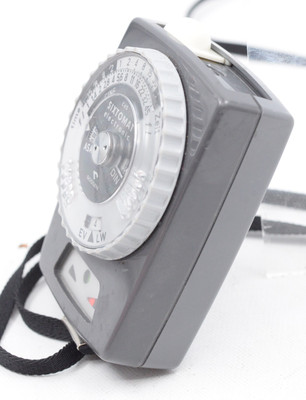 Pre-Owned - Gossen Sixtomat 2 Electronic Light Meter Exposure