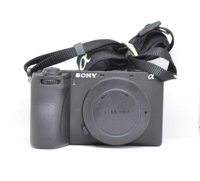 Pre-Owned - Sony - Alpha a6700 Mirrorless Camera (Body Only).