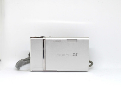 Pre-Owned - Fuji Finepix Z5