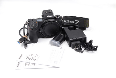 Pre-Owned - Nikon Z - Z6 II Mirrorless (Body Only) SC: 8072
