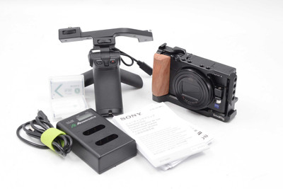Pre-Owned - Sony Cyber-shot DSC-RX100 VII Digital Camera and much more.