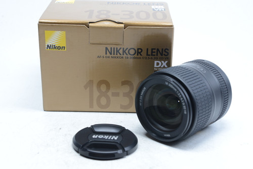 Pre-Owned Nikon AF-S DX 18-300mm f/3.5-6.3G ED VR Lens