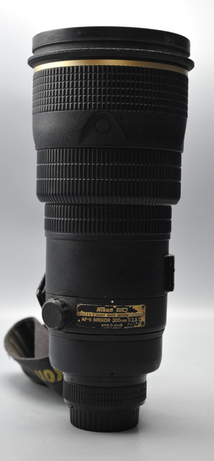 Pre-Owned - Nikon AF  300mm F/2.8D ED-IF mark one