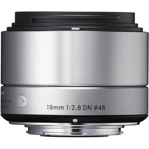 Sigma 19mm f/2.8 DN Lens for Micro Four Thirds (Silver)