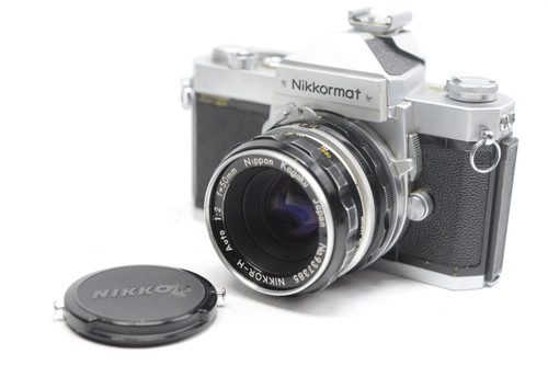 Pre-Owned - Nikkormat FT (Chrome) w/ Nikkor-H 50mm F/2 Non-AI Lens