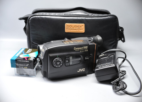 Pre-Owned JVC GR-AX200U VHS Camcorder w/VHS-C Tapes & Camera Bag