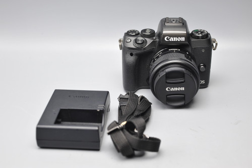 Pre-Owned - Canon EOS M5 w/ EF-M 15-45mm