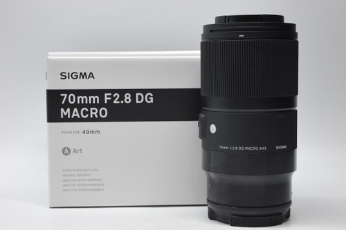 Pre-Owned - Sigma 70mm f/2.8 DG Macro Art Lens for Leica L