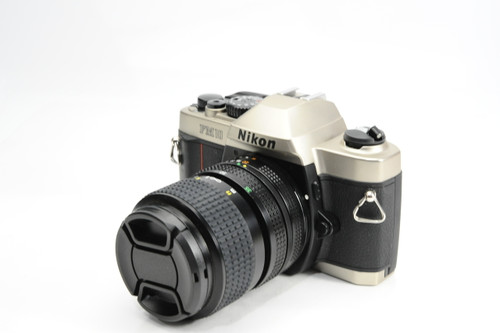 Pre-Owned - Nikon FM10 KIT W/ 35-70mm f/3.5-4.8