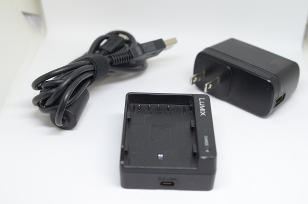 Pre-Owned Panasonic - BTC13 Battery Charger Vario for BLF19 Battery