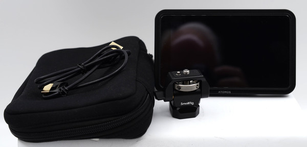 Pre-Owned Atomos Shinob IIi 5.2" 4K HDMI Monitor w/battery, small rigg adapter and soft case