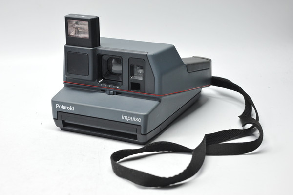 Pre-Owned - Polaroid Impulse 600 Camera