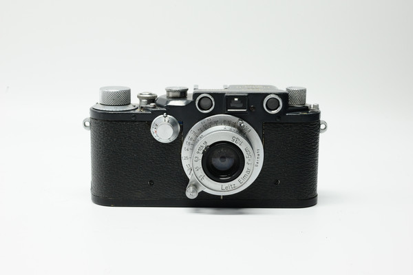 Pre-Owned - Leica - Leitz Leica IIIc K Grey W.H. w. 3.5/5cm W.H Elmar W/grey case