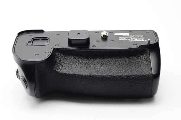 Pre-Owned - Panasonic - DMW-BGG9 Battery Grip for Lumix DC-G9
