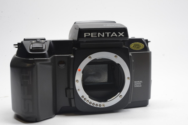 Pre-Owned - Pentax SF-1 w/50mm Pentax lens