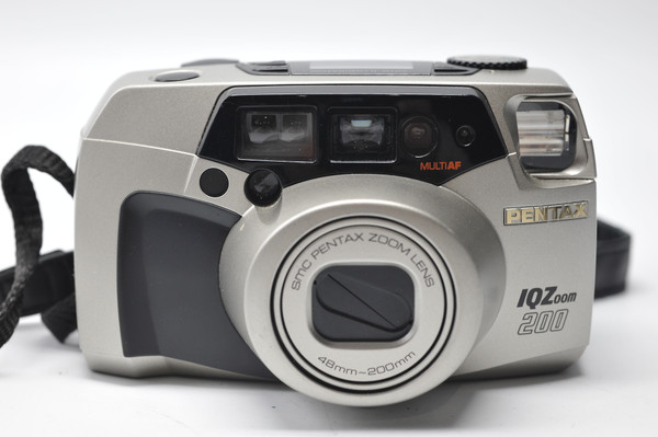 Pre-Owned - Pentax IQZOOM 200 48-200 zoom