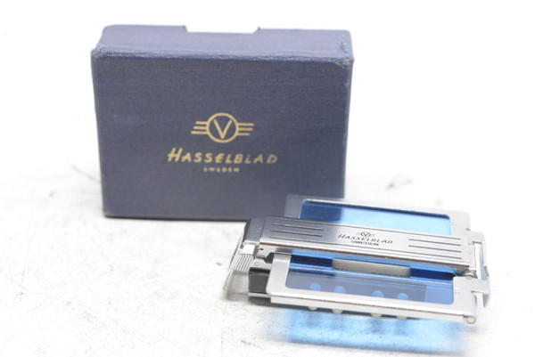 Pre-Owned - Hasselblad - 80mm Sports Viewfinder w/135mm Blue Mask for V-System 500 Series