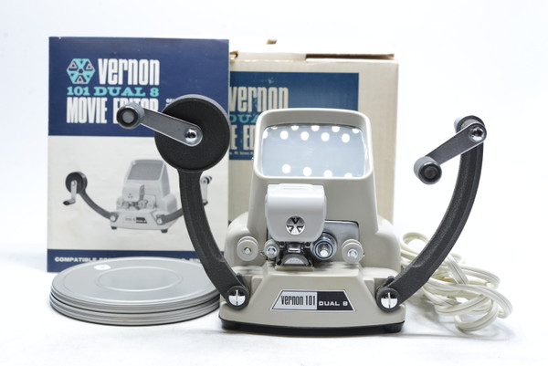 Pre-Owned - Vernon 101 Dual 8 Movie Editor (Lamp does not work)