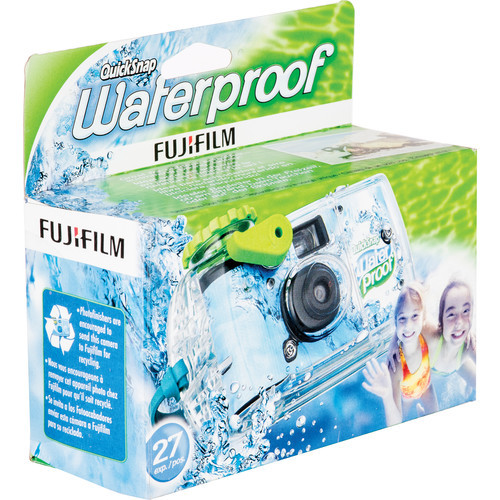 Fujifilm *Expired 6/2025* Fujifilm Quicksnap 800 Waterproof 35mm Disposable Camera - 27 Exposures