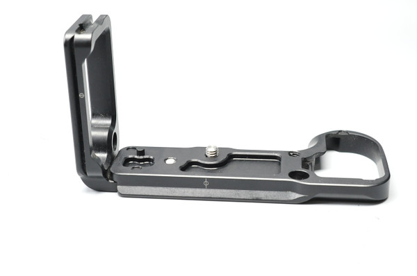Pre-Owned - RRS BZ7-L L-Bracket for Nikon Z7 and Z7 ii