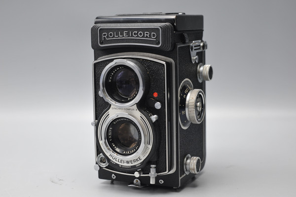 Pre-Owned - Rolleicord Vb Type II TLR w/ Xenar 75mm f/3.5