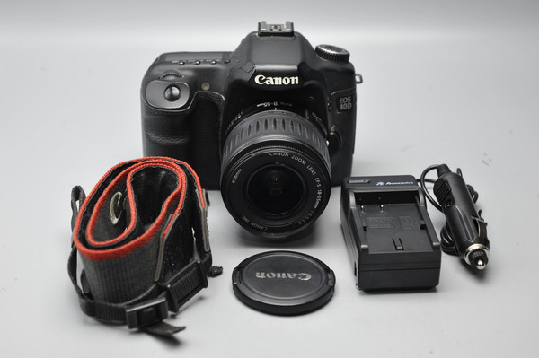 Pre-Owned - Canon EOS 40D w/18-55 Lens