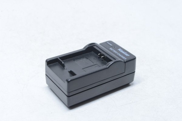 Pre-Owned - Kastar LCD Slim USB Charger for Canon NB-13L, NB13L and Canon PowerShot G5 X, Canon PowerShot G7 X, Canon PowerShot G9 X, Canon SX620 HS, Canon SX720 HS Digital Camera