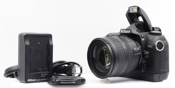 Pre-Owned - Nikon D70s w/18-70mmf 3.5-4.5G ED DX