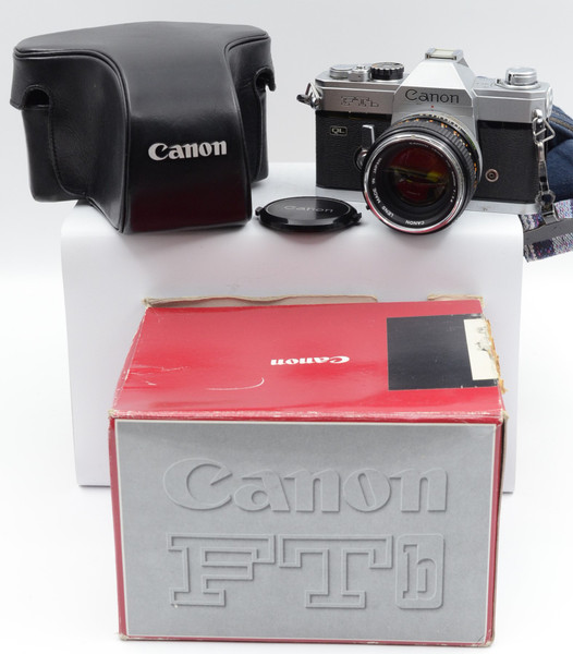 Pre-Owned - Canon FTb Silver with 50mm f/1 4 FD