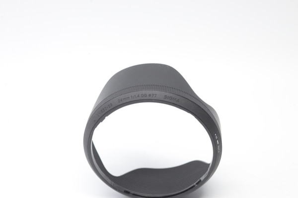 Pre-Owned - Sigma LH830-03 Lens Hood