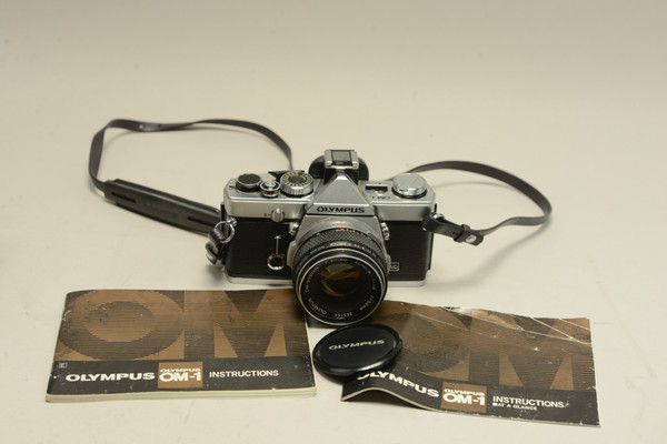 Pre-Owned - Olympus OM-1N 35mm Film Camera w/ F.zuiko 50mm f/1.8