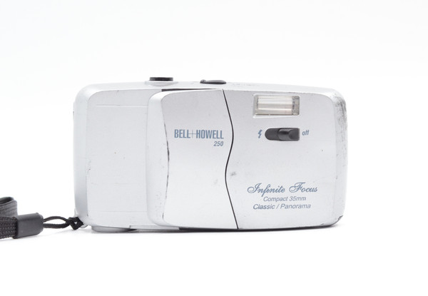 Pre-Owned - Bell & Howell Infinite Focus